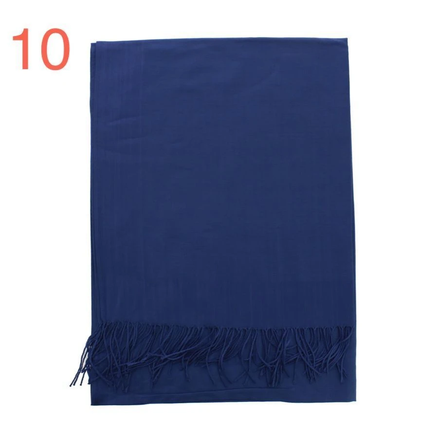 Echarpe Modèle Uni Avec Franges Aux Extrémités 13 Echarpe Modèle Uni Avec Franges Aux Extrémités – Image 11