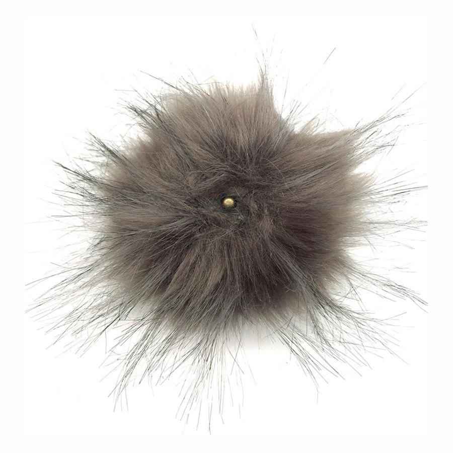 Pompons Fausse Fourrure De Marmotte ( 1 Pompon Gris Foncé Et 2 Pompons De Couleurs Aléatoires) 5 Pompons Fausse Fourrure De Marmotte ( 1 Pompon Gris Foncé Et 2 Pompons De Couleurs Aléatoires) – Image 3