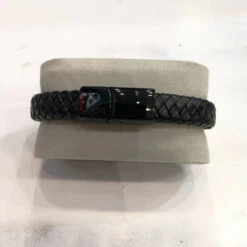 Bracelet Fermoir Magnétique Fait D'une Belle Lanière De Cuir -Accessoires De Mode pdtimg 4706751hd