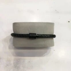 Bracelet Fermoir Magnétique Fait D'une Belle Lanière De Cuir -Accessoires De Mode pdtimg 4706762hd