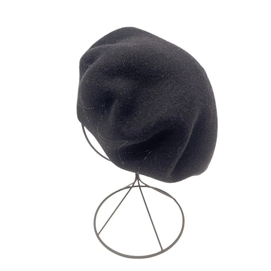 Béret En Viscose Avec Mélange Noir Bordé à Strass 6 Béret En Viscose Avec Mélange Noir Bordé à Strass – Image 4