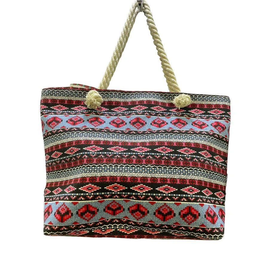 Sac De Plage Rehaussé D'un Superbe Imprimé Ethnique 5 Sac De Plage Rehaussé D'un Superbe Imprimé Ethnique – Image 3