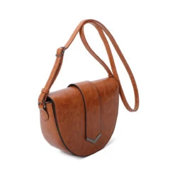 Sac Porté Croisé Bimatière Avec Rabat Aimanté Et Un Zip 29 Sac Porté Croisé Bimatière Avec Rabat Aimanté Et Un Zip -Accessoires De Mode pdtimg 4983843hd