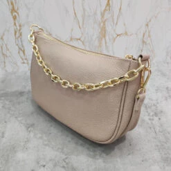 Pochette Zippée Cuir Grainé Avec Poignée En Chaîne Dorée 37 Pochette Zippée Cuir Grainé Avec Poignée En Chaîne Dorée -Accessoires De Mode pdtimg 4998738hd