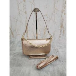 Pochette Zippée Cuir Grainé Avec Poignée En Chaîne Dorée 38 Pochette Zippée Cuir Grainé Avec Poignée En Chaîne Dorée -Accessoires De Mode pdtimg 4998739hd