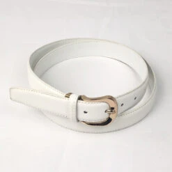 Ceinture Joliment Conçue Dans Une Croûte De Cuir Unie 18 Ceinture Joliment Conçue Dans Une Croûte De Cuir Unie -Accessoires De Mode pdtimg 4999770hd