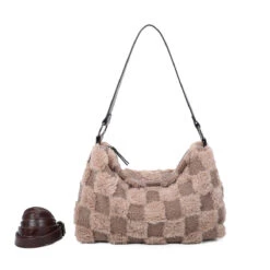 Sac à Main Fausse Fourrure Orné De Motifs Avec Carreaux 31 Sac à Main Fausse Fourrure Orné De Motifs Avec Carreaux -Accessoires De Mode pdtimg 5005369hd