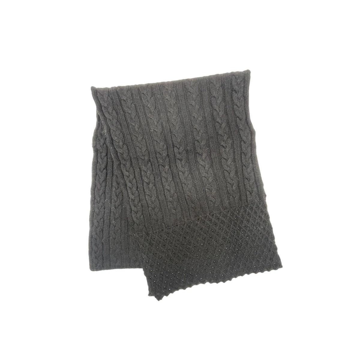 Écharpe Rectangulaire En Maille Torsadée Avec Strass 7 Écharpe Rectangulaire En Maille Torsadée Avec Strass – Image 5