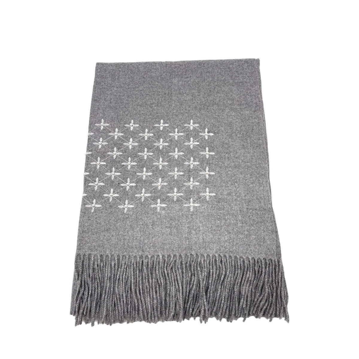 Écharpe En Viscose Effrangée à Broderie Fleurs 14 Écharpe En Viscose Effrangée à Broderie Fleurs – Image 12