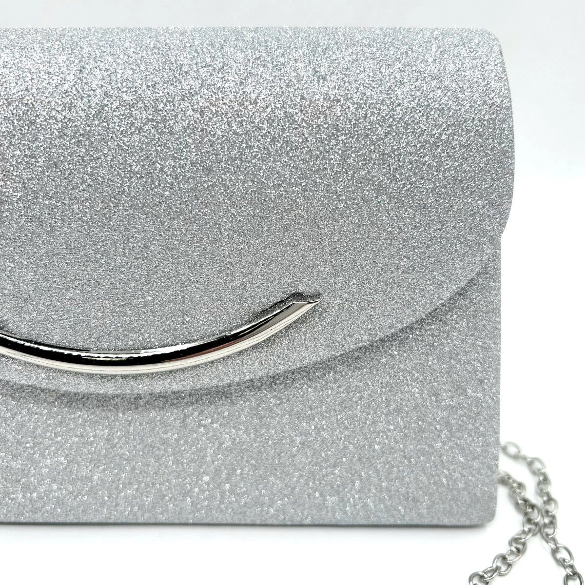 Pochette Soirée Avec Accents Scintillants à Rabat Aimanté 7 Pochette Soirée Avec Accents Scintillants à Rabat Aimanté – Image 5