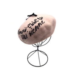 Béret Rose à Inscription "Mademoiselle Parisienne"