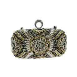 Minaudière Agrémentée De Strass Brillant Portée Bague