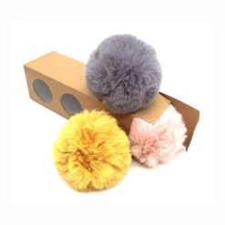 Pompons Imitation Fourrure De Lapin (1 Pompon Gris Clair Et 2 Pompons De Couleurs Aléatoires)