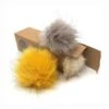 Pompons Fausse Fourrure De Marmotte ( 1 Pompon Gris Clair Et 2 Pompons De Couleurs Aléatoires) -Accessoires De Mode product 10860222hd