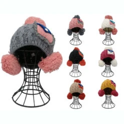 Bonnet Torsadé à Pompons Avec Poche En Rabat Décor Dentelle