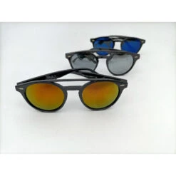 Lunettes Solaires Pour Enfant Rondes Et Des Verres Teintés