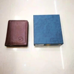 Porte Monnaie Marron En Cuir De Vachette Avec Protection Anti Piratage