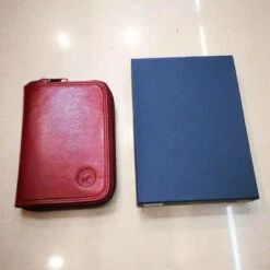 Portefeuille Zippé à Volets En Cuir De Vachette Rouge