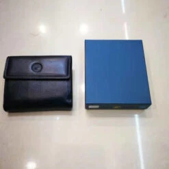 Joli Portefeuille Conçue En Cuir De Vachette Bleu