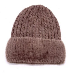 Bonnet Torsadé Avec Revers En Fausse Fourrure Taupe