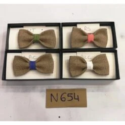 Noeud Papillon Toile De Jute Avec Le Centre En Coton Uni