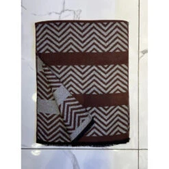 Écharpe En Maille Douce Avec Rayures En Zigzag Marron