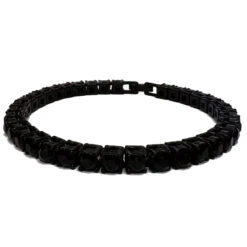 Bracelet Dans Une Monture Noire Avec Chaîne De Cristaux