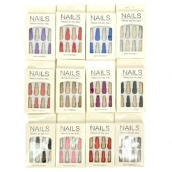 Faux Ongles Long Plastique En Mate Et Paillettes