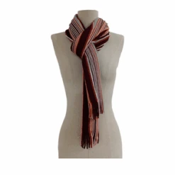 Écharpe En Maille Design à Rayures Et Bords Frangés