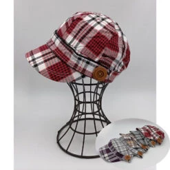 Casquette Gavroche Carreaux Décorée D’un Bouton