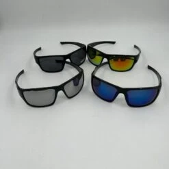 Lunettes De Soleil à Monture Couvrante Avec Verres Teintés