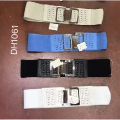 Ceinture élastique Avec Une Magnifique Boucle Rectangle Coloris MIX