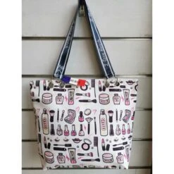 Sac De Plage Femme à Motif Sur Le Thème Cosmétiques