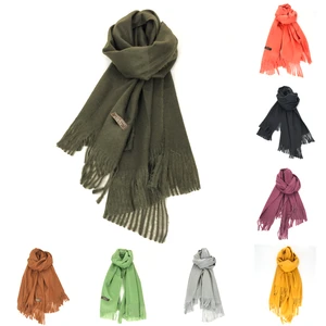 Écharpe Laine Et Cachemire Avec Des Bords Frangés 3 Écharpe Laine Et Cachemire Avec Des Bords Frangés