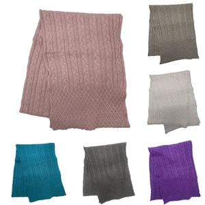 Écharpe Rectangulaire En Maille Torsadée Avec Strass 3 Écharpe Rectangulaire En Maille Torsadée Avec Strass